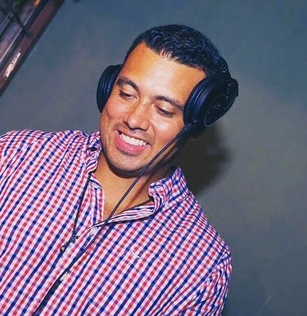 Alex Gunera, DJ at Solender Events